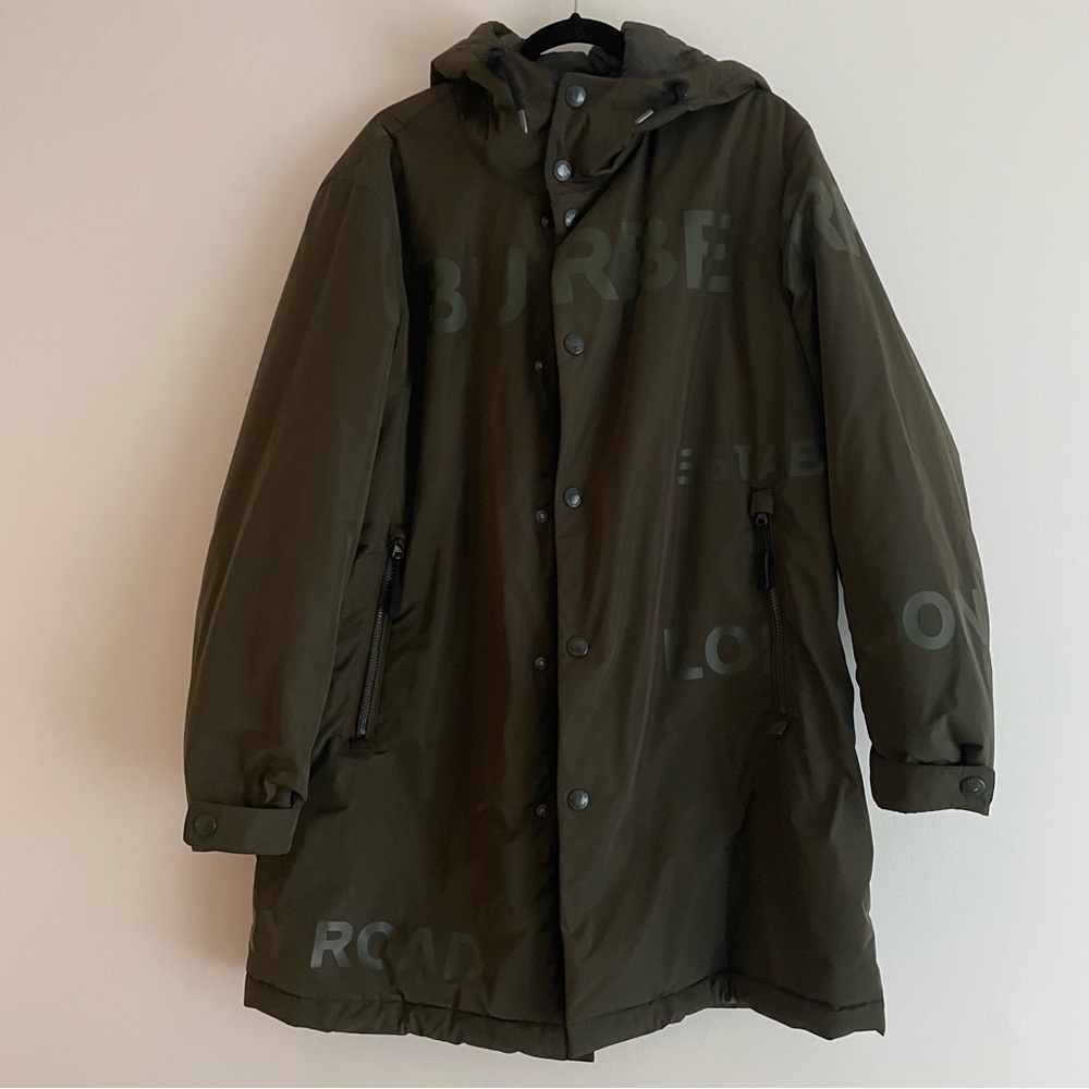 Burberry Horseferry print shape-memory coat